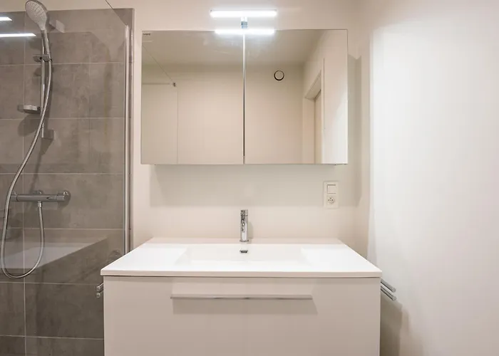 Brand New In The Centre Near The アパート *