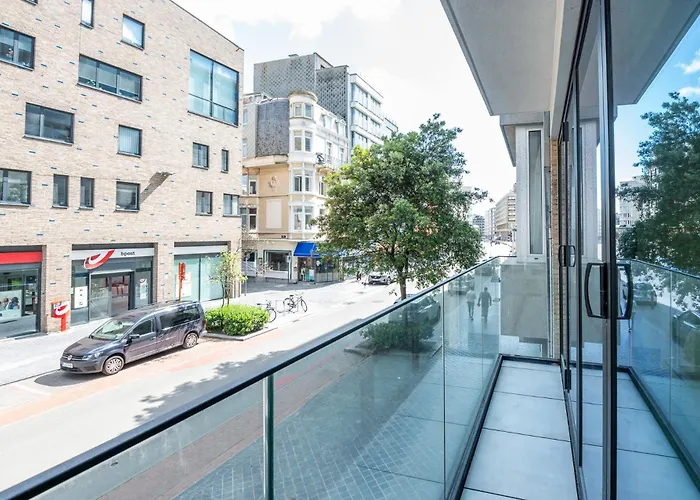 Brand New In The Centre Near The オステンド