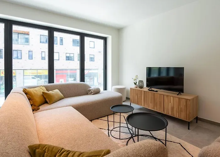 公寓 Brand New In The Centre Near The